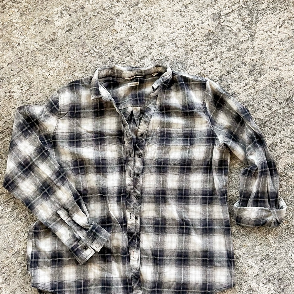 Kirkland Signature Black and White Plaid Button-Down Shirt